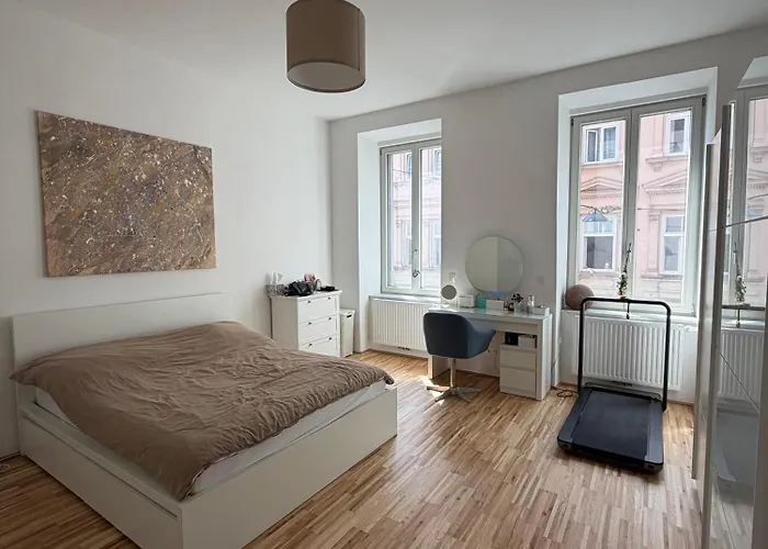 Cosy Designer With Art Vibe In Shared Flat Πανσιόν Βιέννη